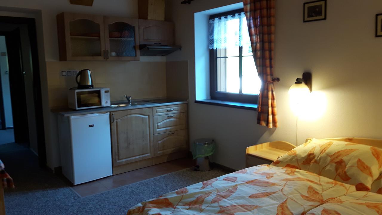 Chata U Tri Sluk Modrava Exterior photo